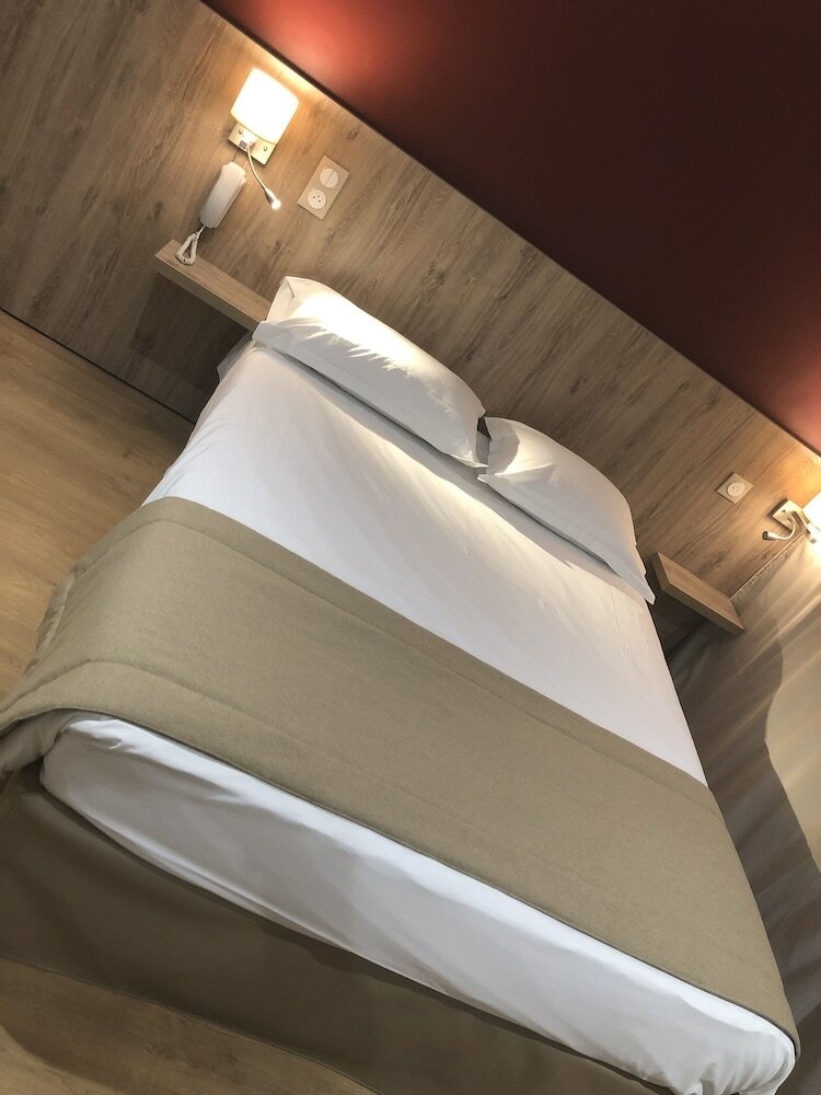 Фото Hôtel Victor Hugo