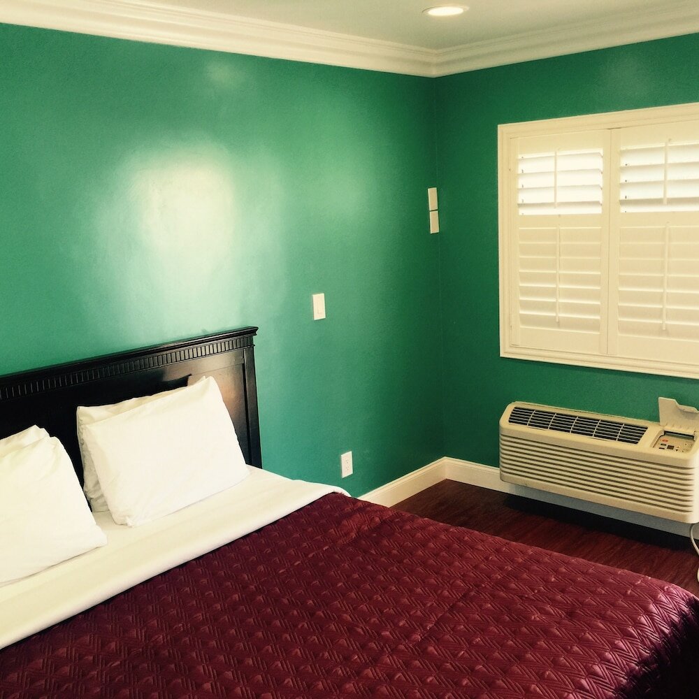 Фото Crenshaw Inn Motel