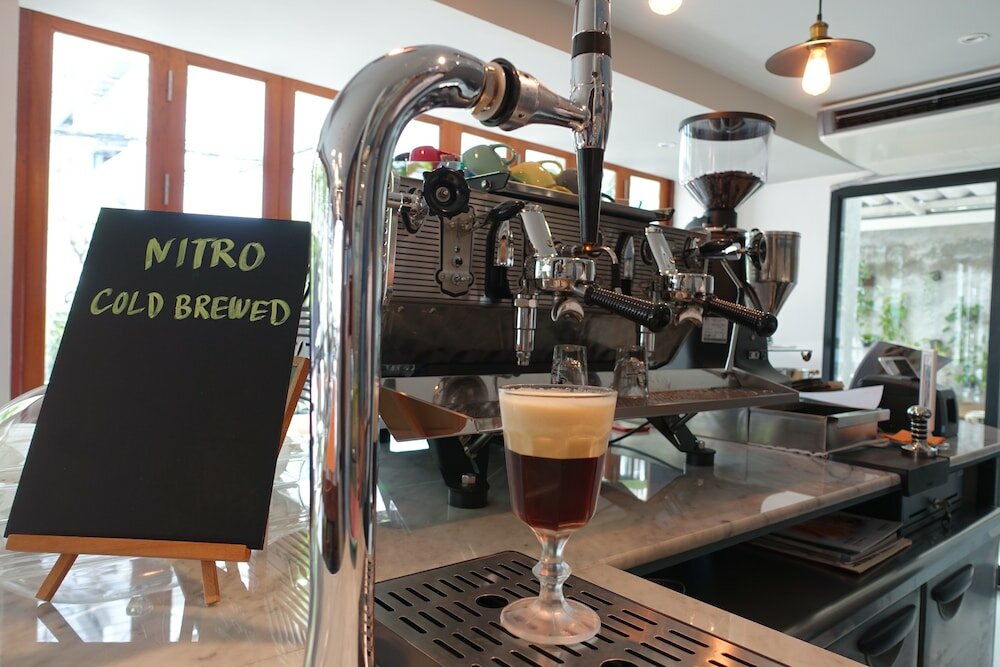 Фото Nandha Hotel