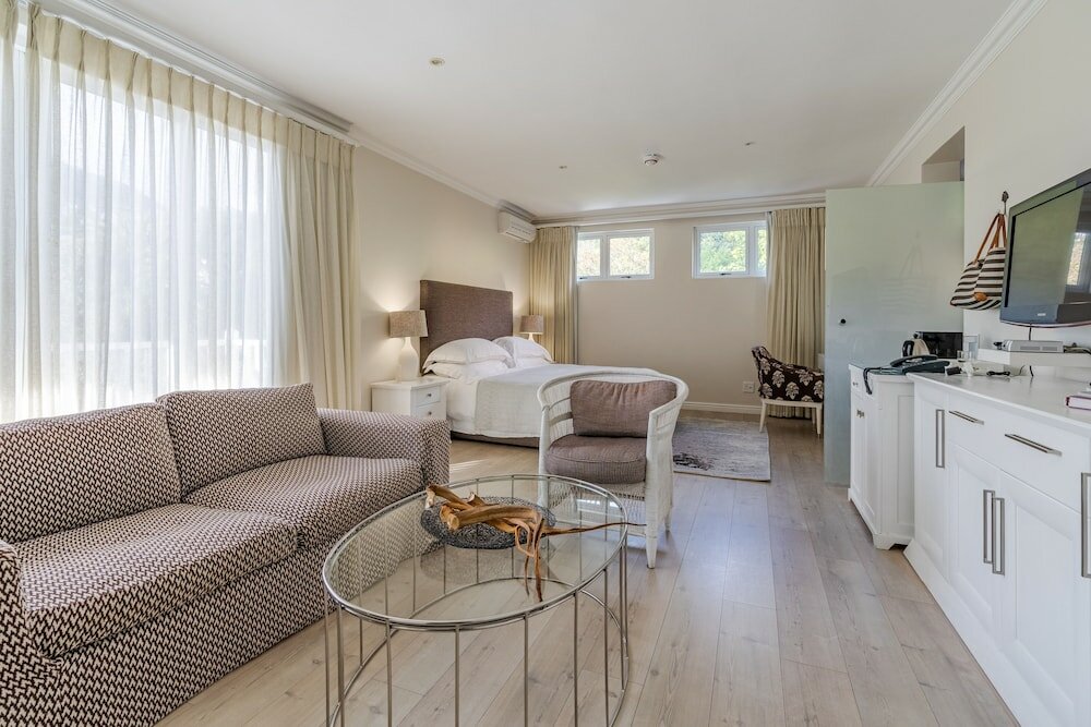 Фото Sea Five Boutique Hotel