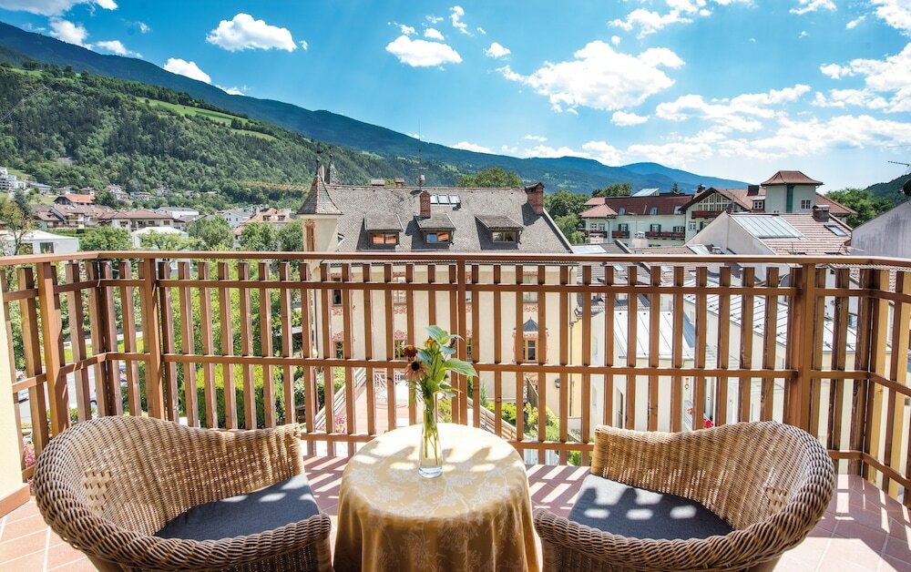 Фото Alpine City Wellness Hotel Dominik