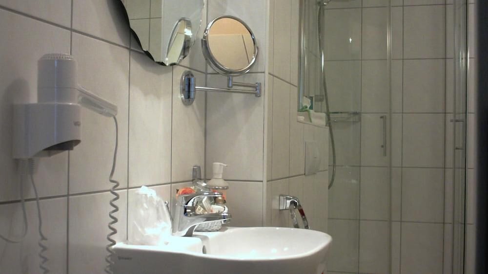 Фото Hotel Kronprinzen