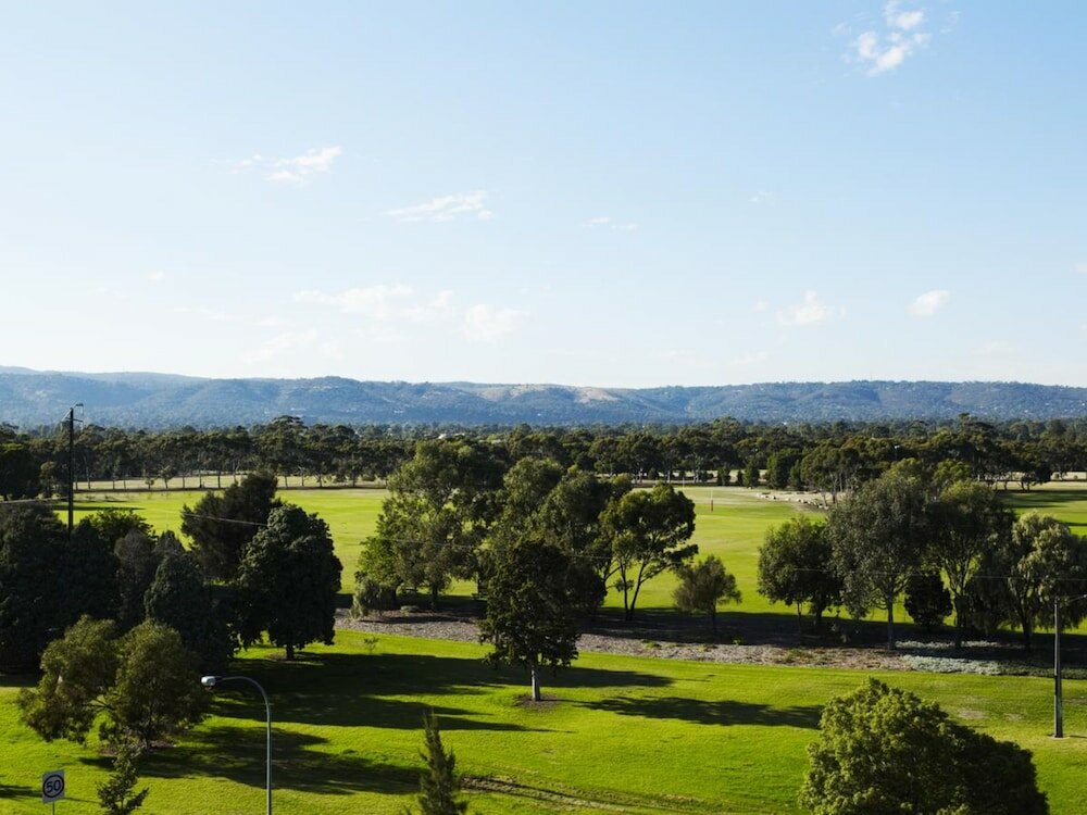 Фото Rydges South Park Adelaide
