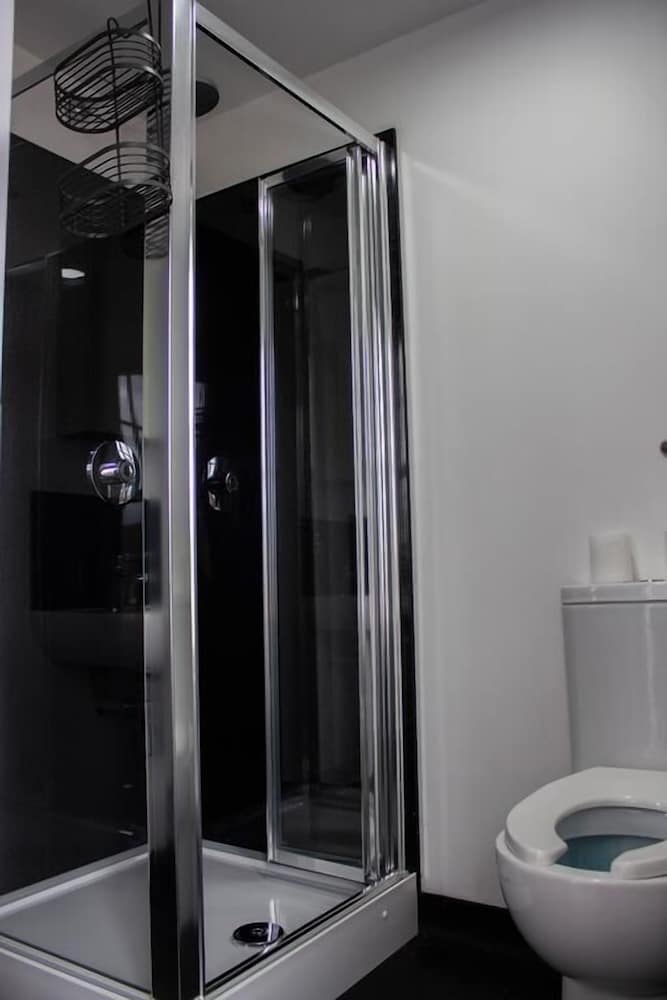 Фото Crofts Hotel