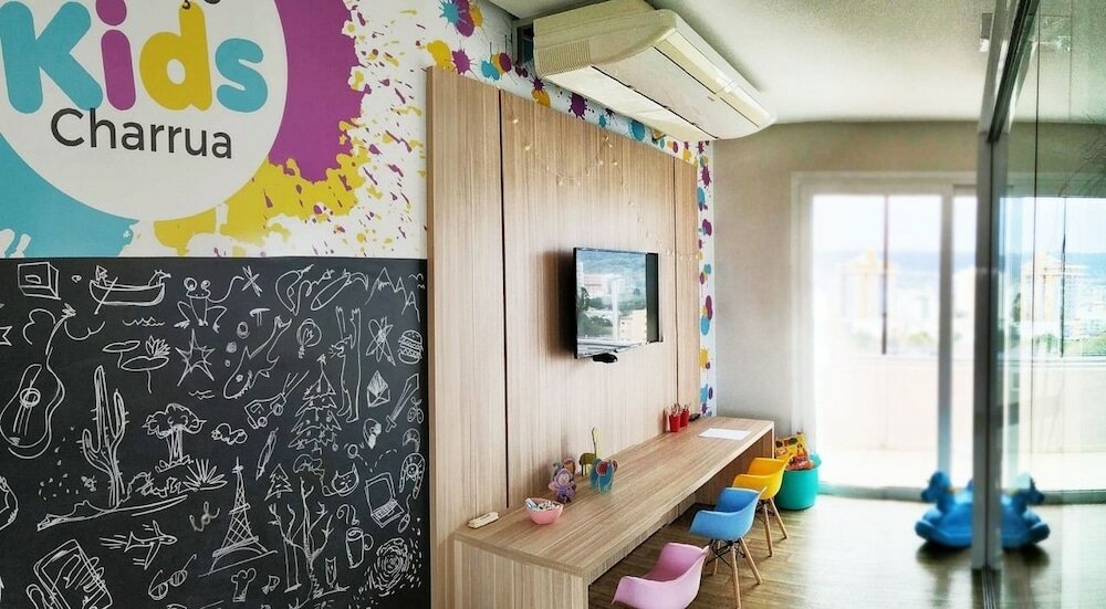 Фото Charrua Hotel