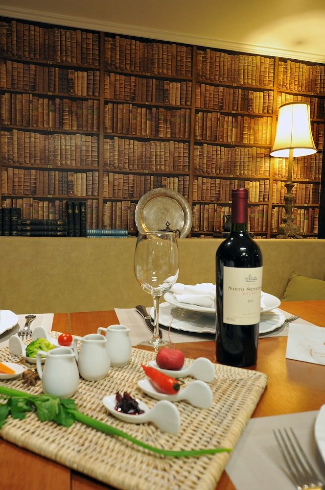 Фото Charrua Hotel