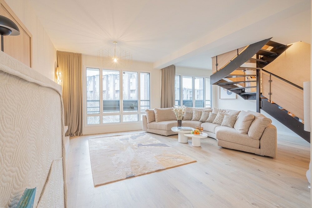 Фото Yuna Porte Maillot