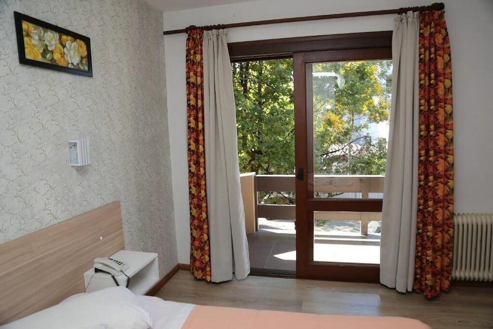 Фото Hotel Alpenhof