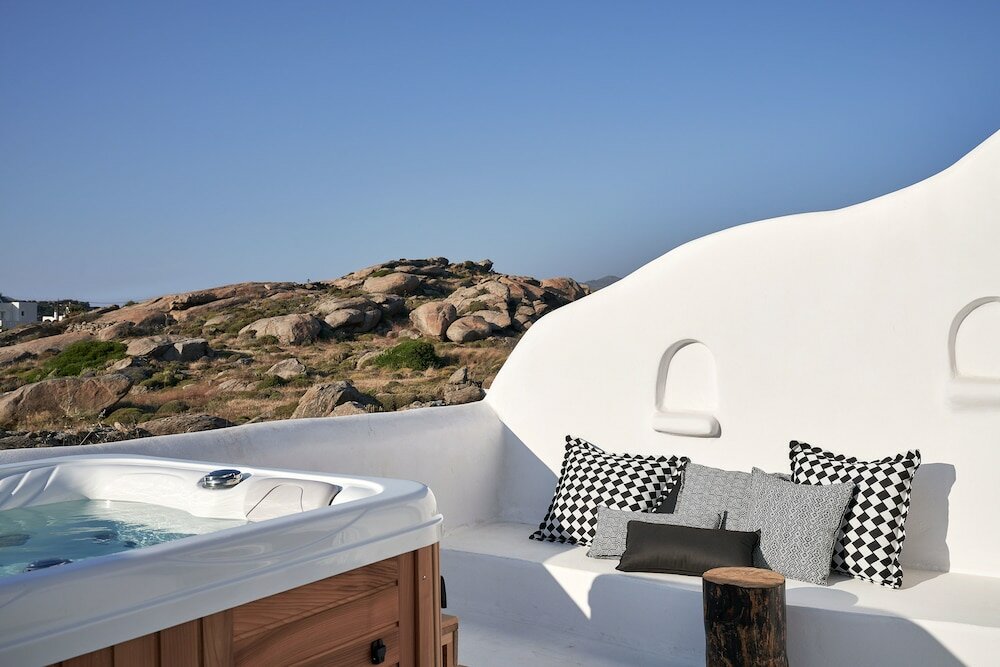 Фото Naxian Utopia Luxury Villas & Suites