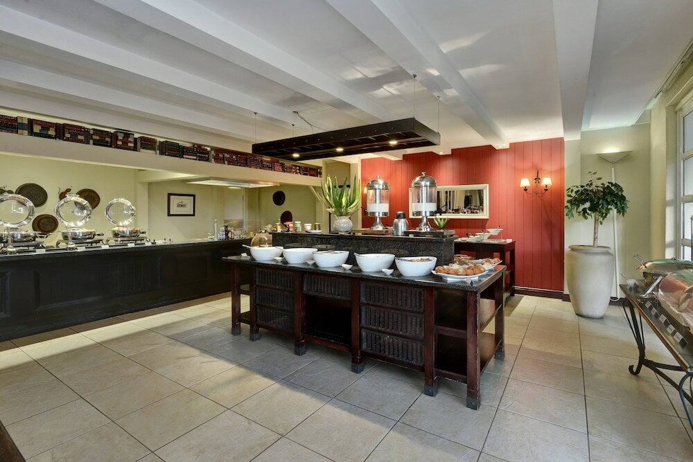 Фото Protea Hotel by Marriott Mahikeng