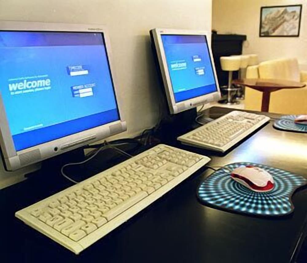 Фото Economy Hotel