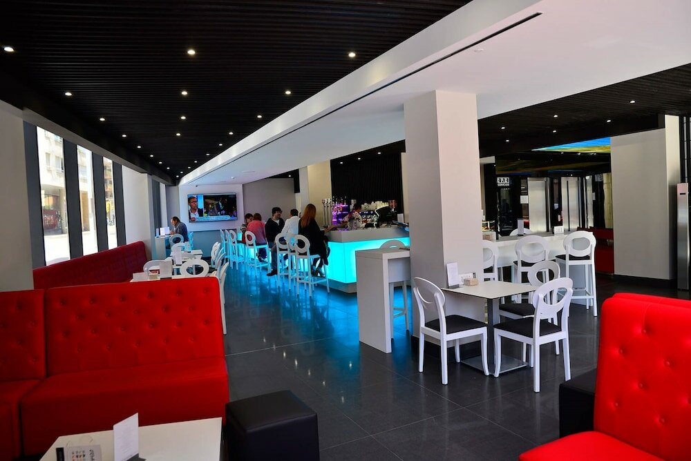 Фото Hotel SPA Ciudad de Binefar