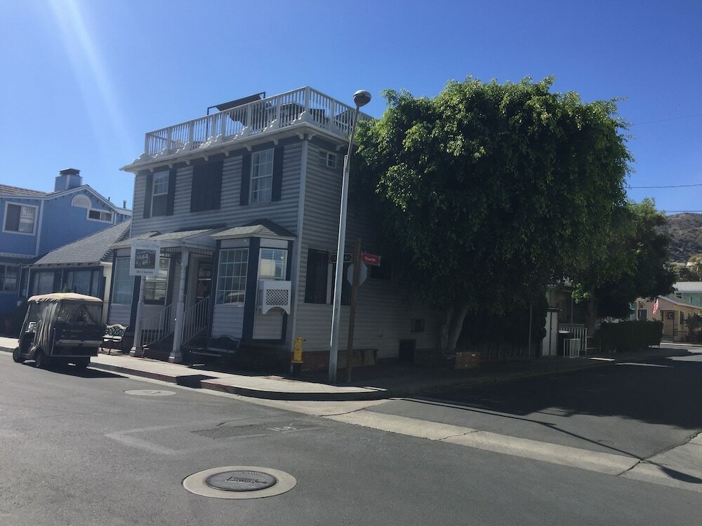 Фото Seacrest Inn