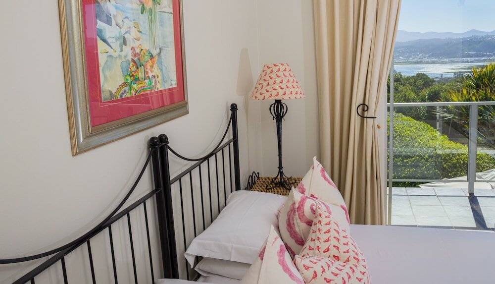 Фото Headlands House Guest Lodge