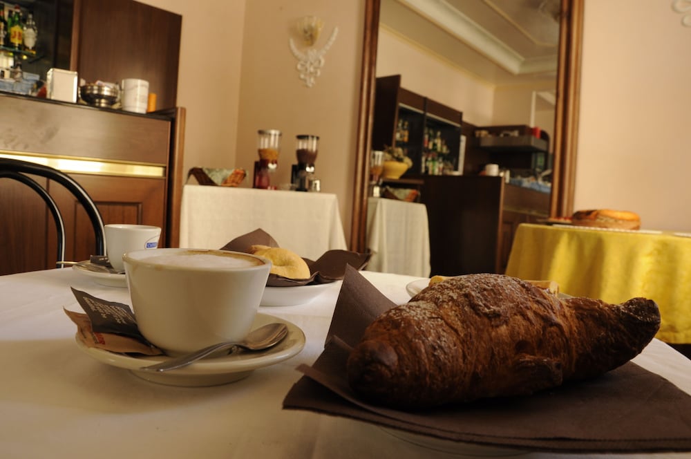 Фото Hotel Siviglia