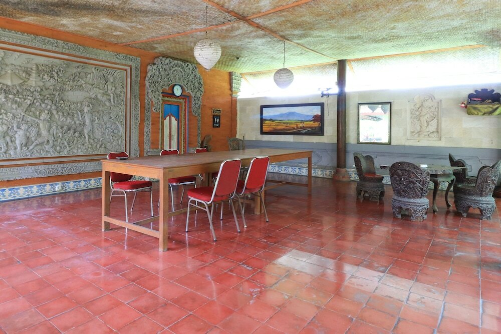 Фото Mertha Jati Hotel