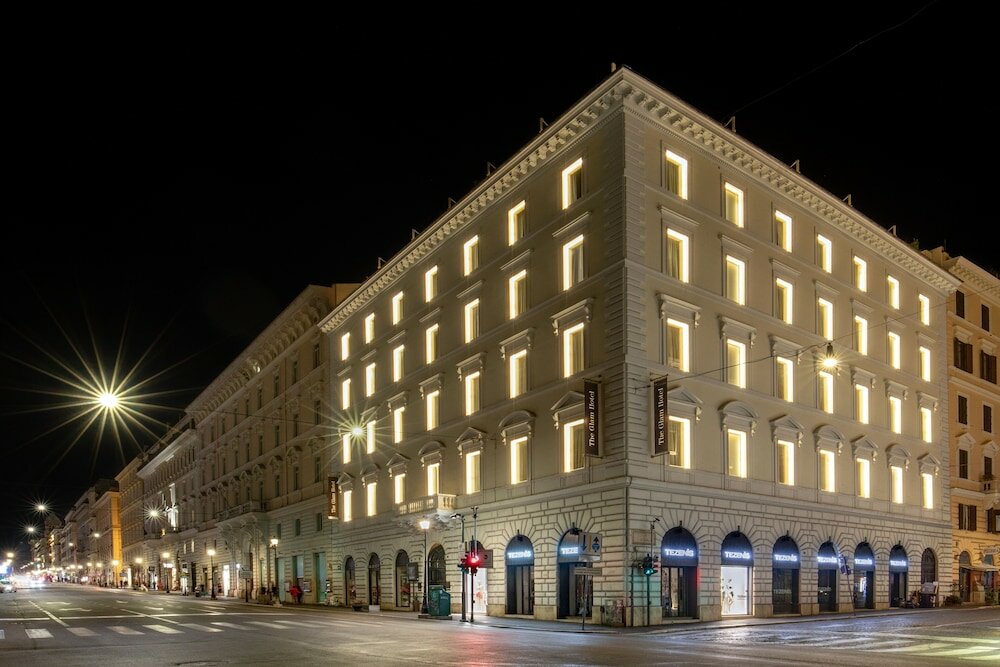 Фото The Glam Hotel