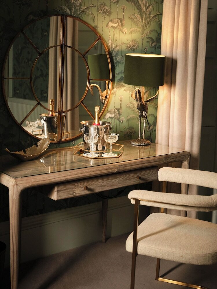 Фото The Queensberry