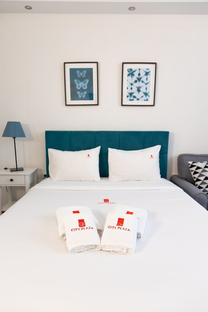 Фото City Plaza Apartments & Rooms