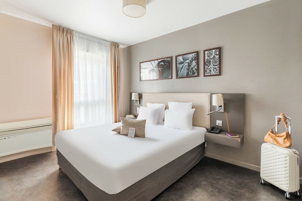 Фото Appart'City Confort Le Bourget - Aéroport