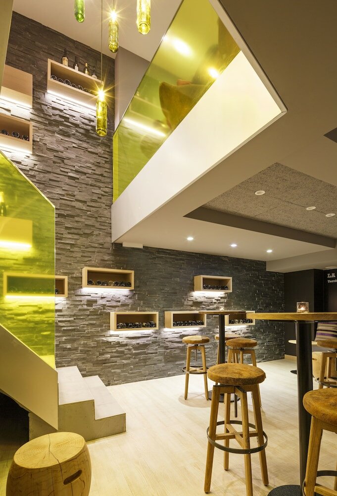 Фото Swiss Wine by Fassbind