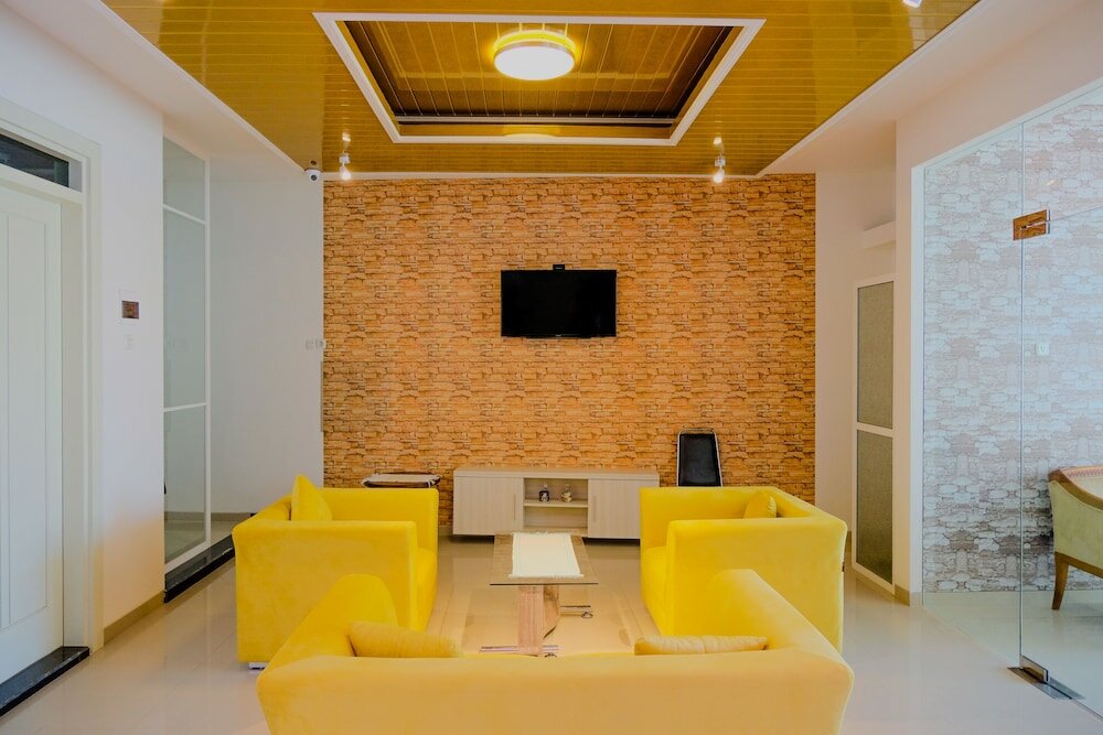 Фото Oyo 1665 Aurila Homestay Syariah