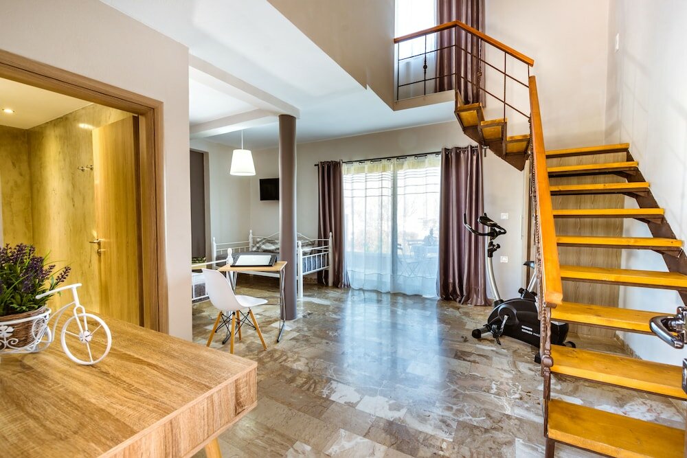 Фото Gregory Comfort Hotel