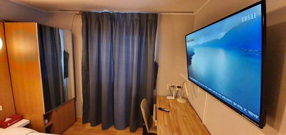 Фото Appletree Hotel