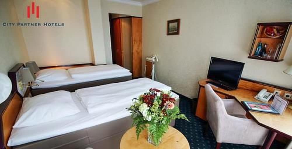 Фото Hotel Senator Hamburg