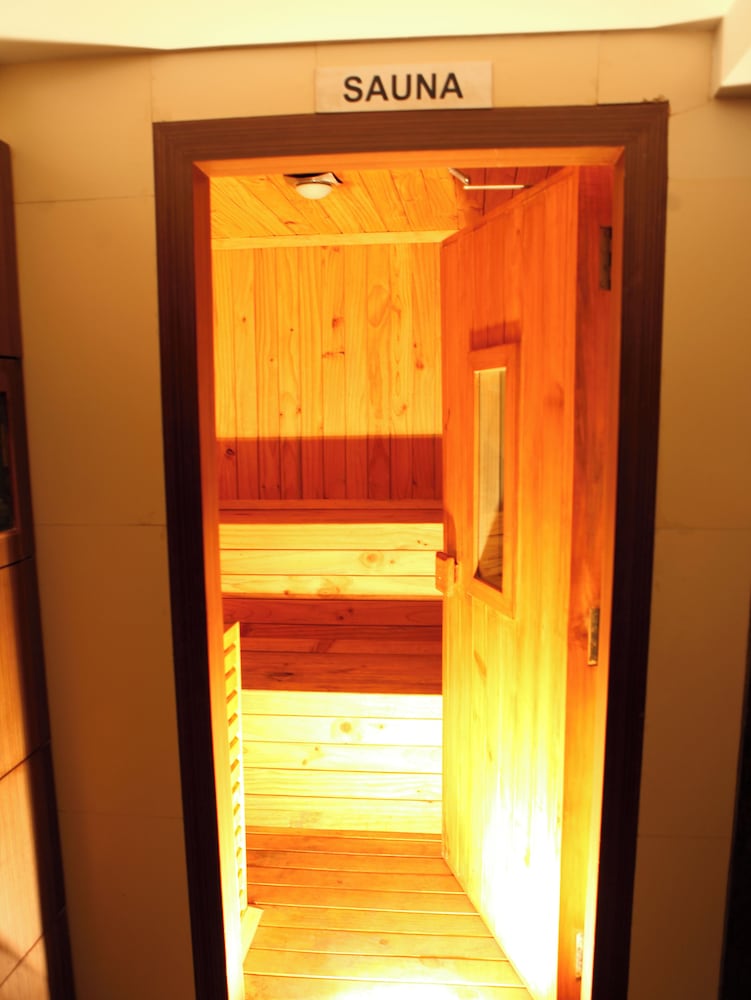 Фото Lords Plaza, Surat