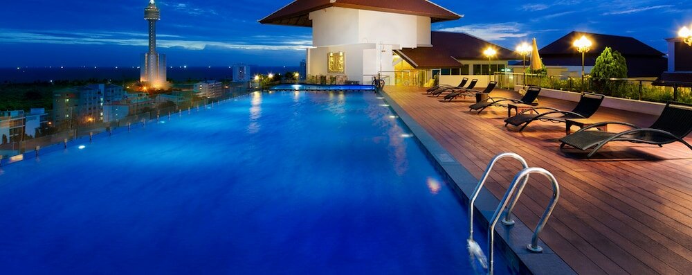 Фото Aiyara Grand Hotel