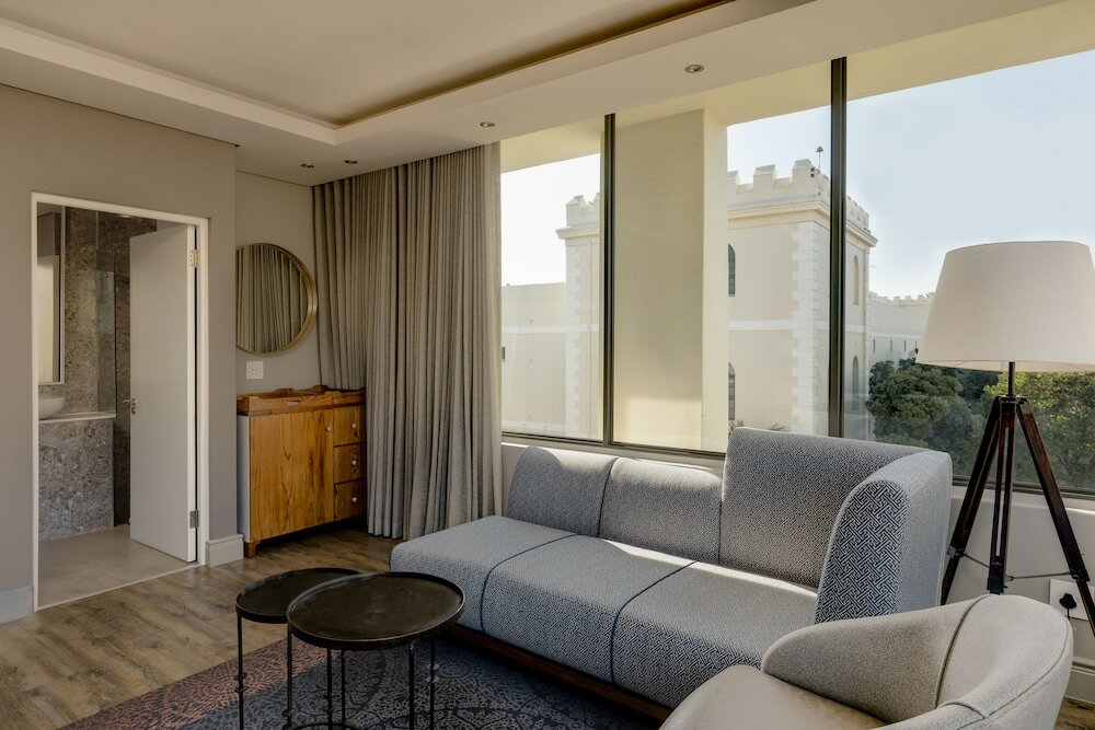 Фото Protea Hotel Cape Town Waterfront Breakwater Lodge