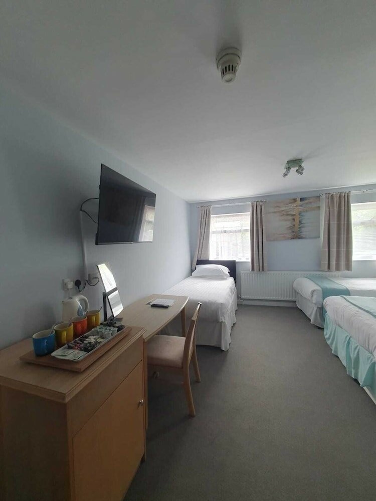 Фото The Manor Guesthouse