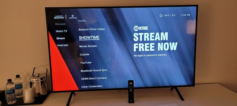 Фото Sheraton Milwaukee Brookfield Hotel