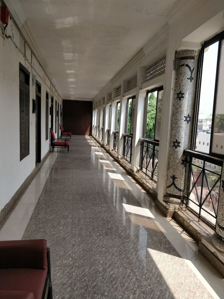 Фото Central Hotel