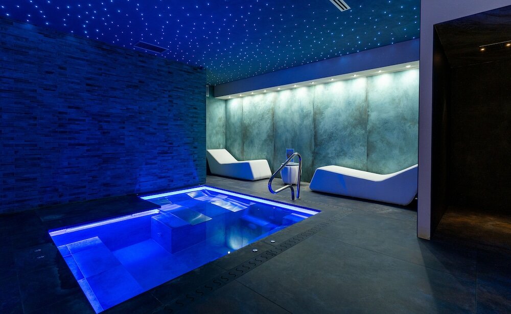 Фото The Moon Boutique Hotel