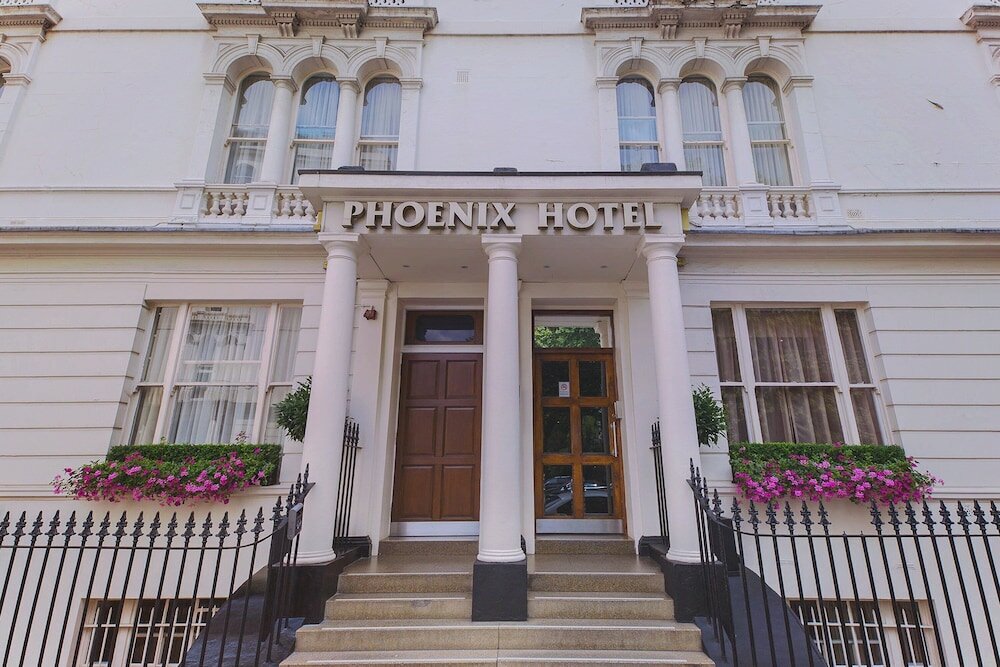 Фото Phoenix Hotel