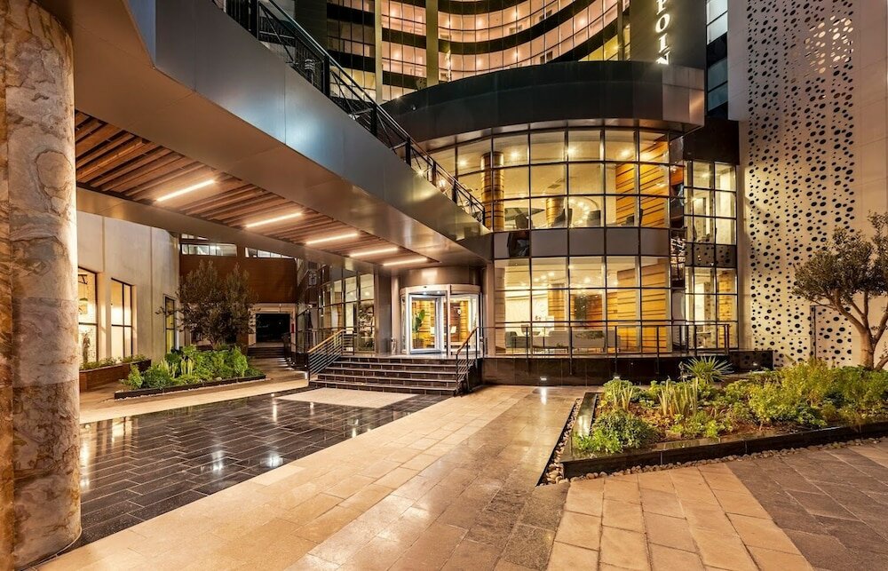 Фото отеля 2