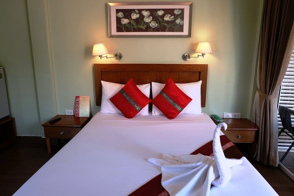 Фото Chilli Hotel & Restaurant