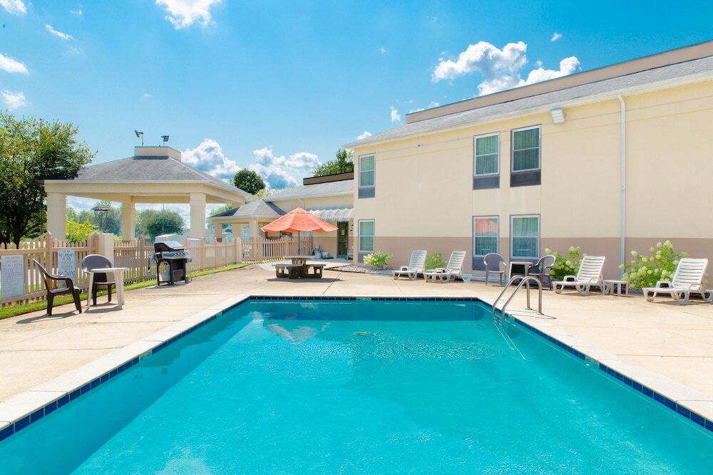 Фото отеля 2