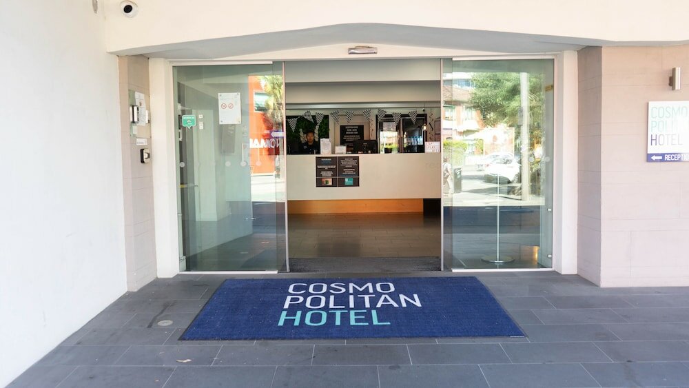 Фото Cosmopolitan Hotel
