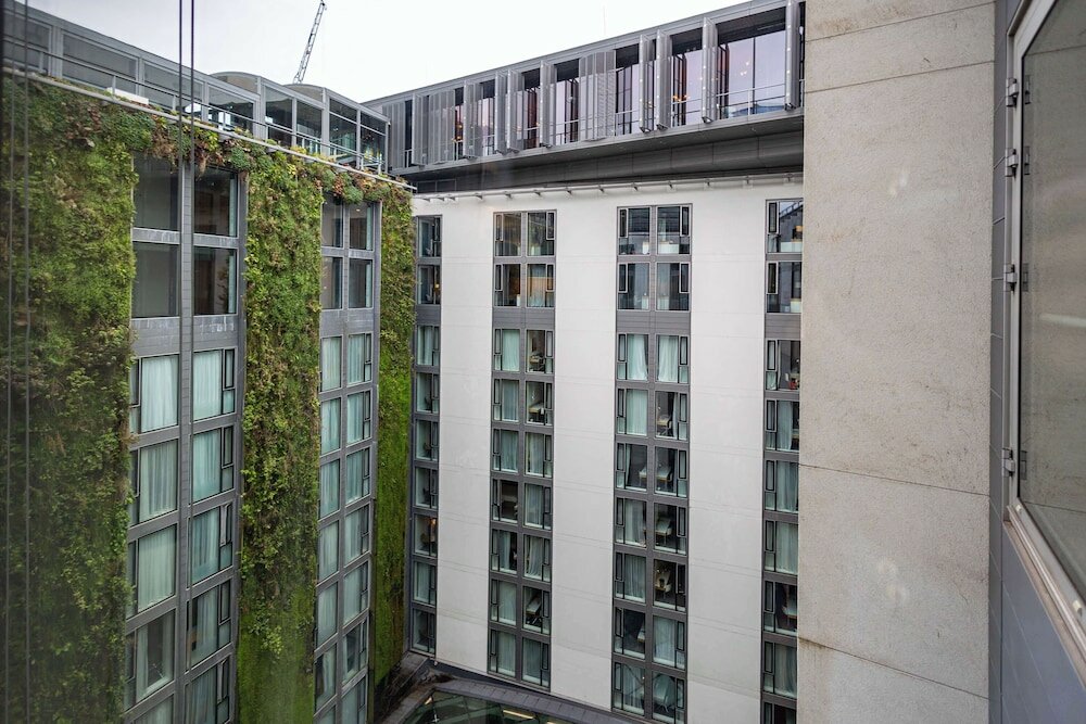 Фото DoubleTree by Hilton London - Tower of London