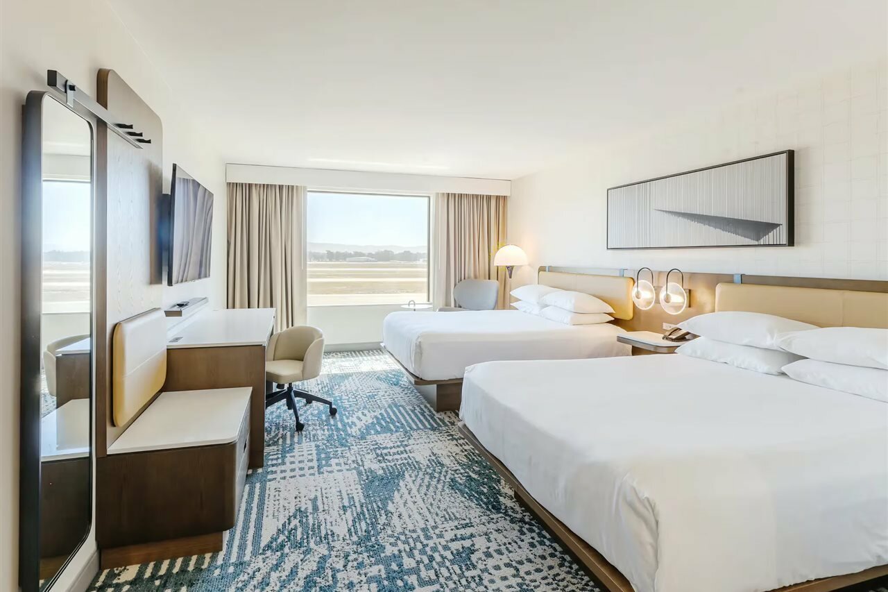 Фото Radisson Hotel Santa Maria