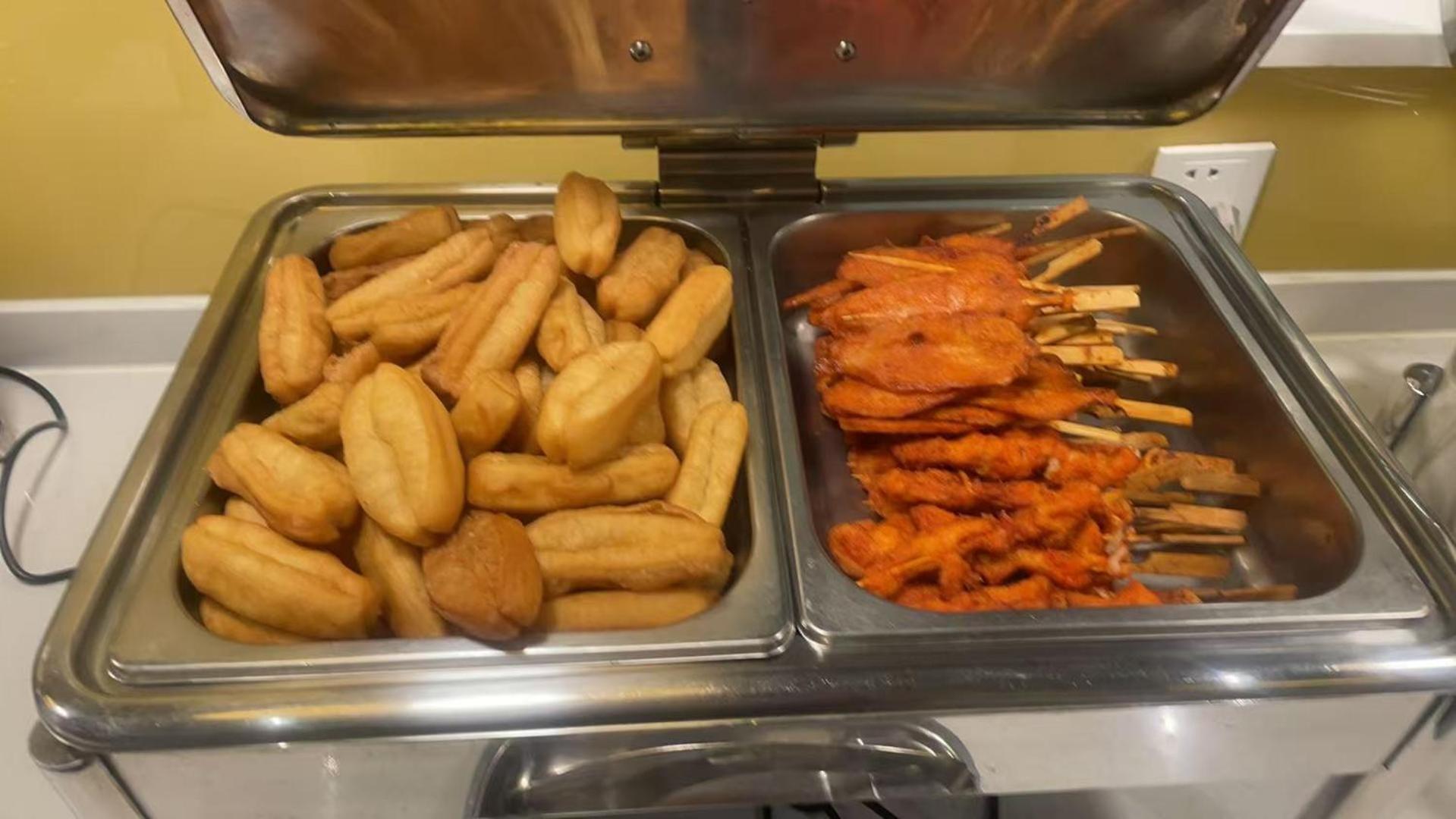 Фото Beijing Saga Hotel