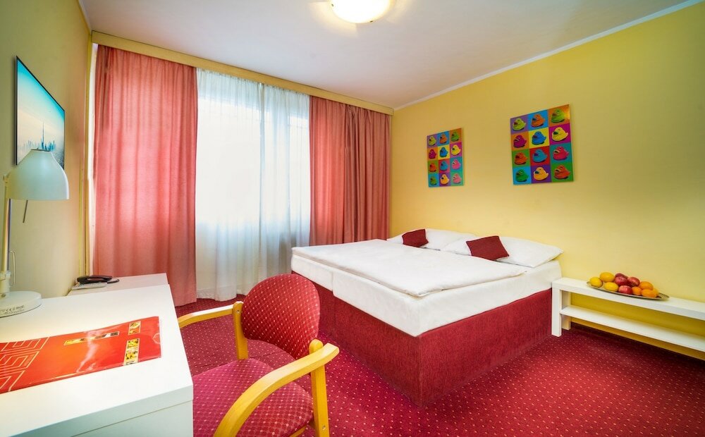 Фото Hotel Uno Prague