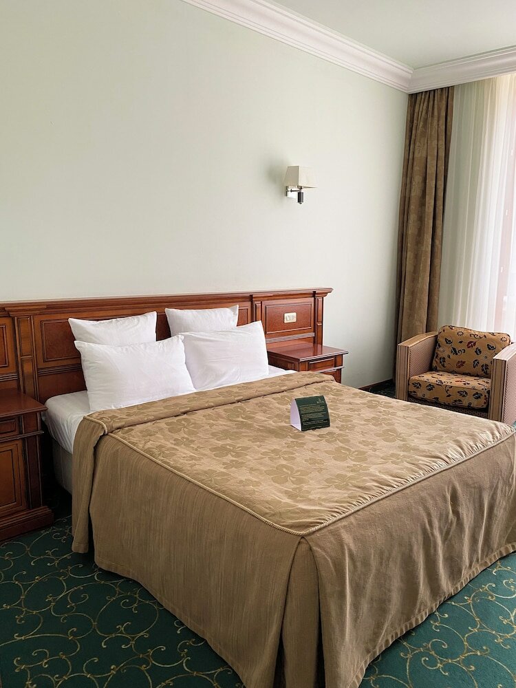 Фото Отель Россия