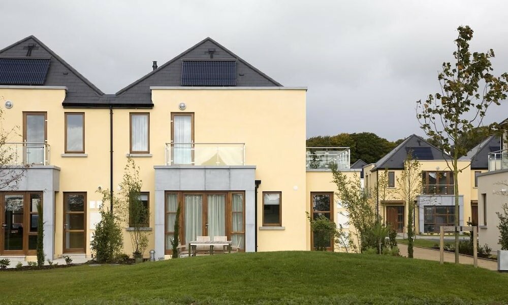 Фото Waterford Castle