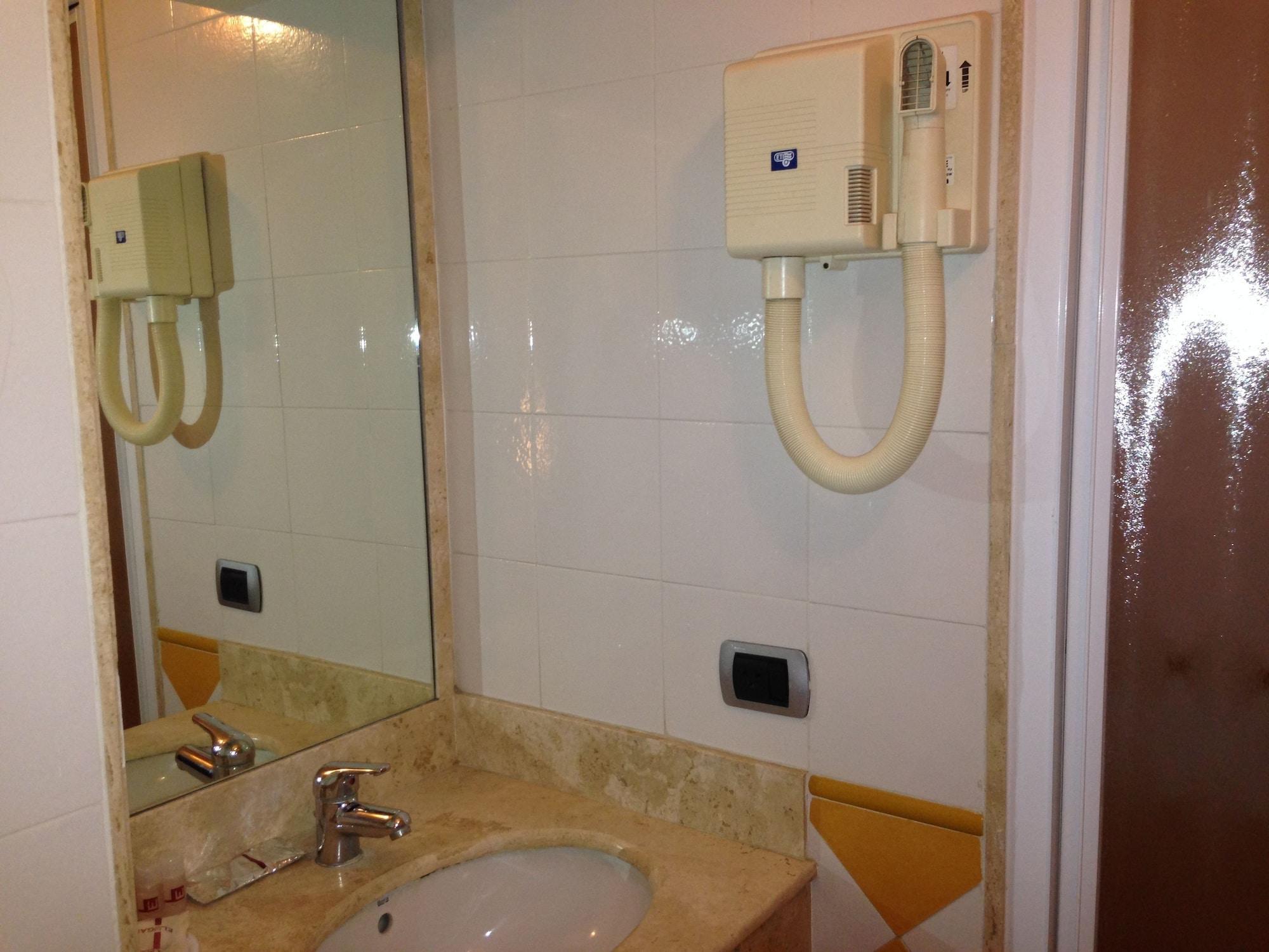 Фото Hotel Fenicia