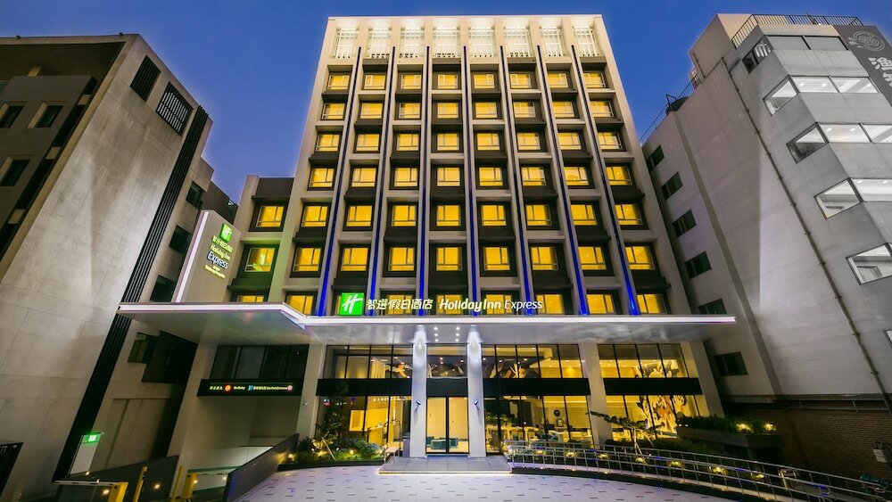 Фото Holiday Inn Express Taichung Fengchia, an Ihg Hotel