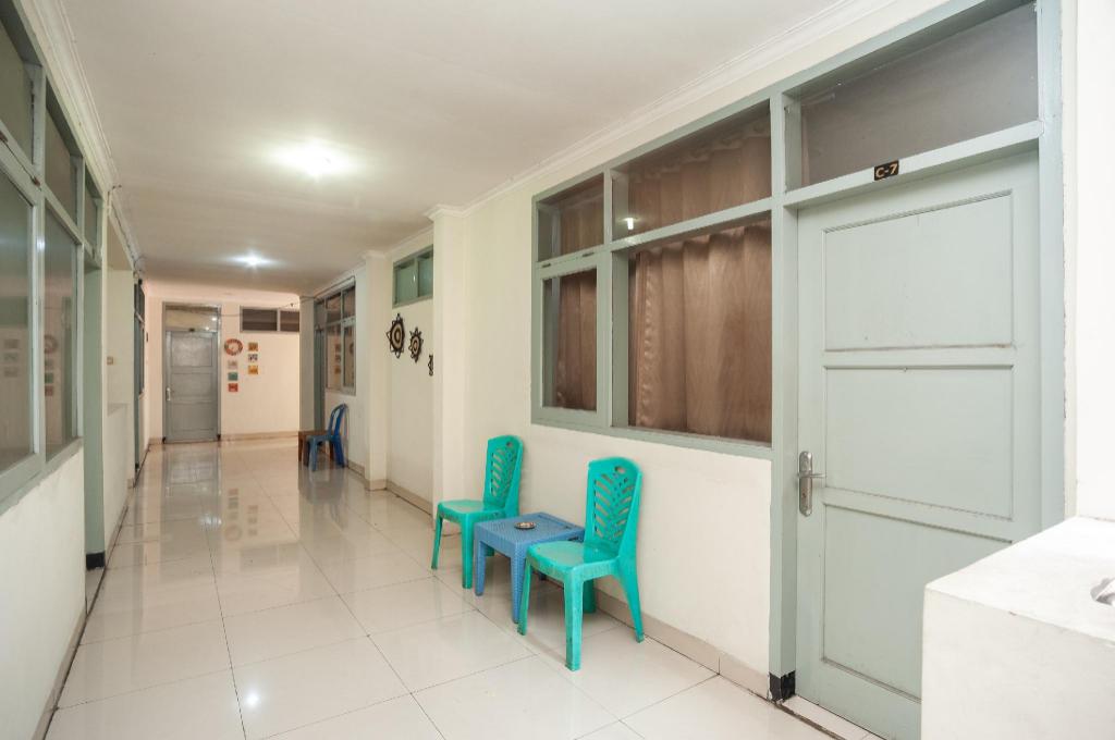 Фото RedDoorz Plus near Rs Pmi Bogor